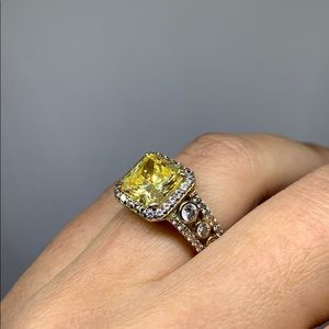 HOLY WOW! Canary Ring
